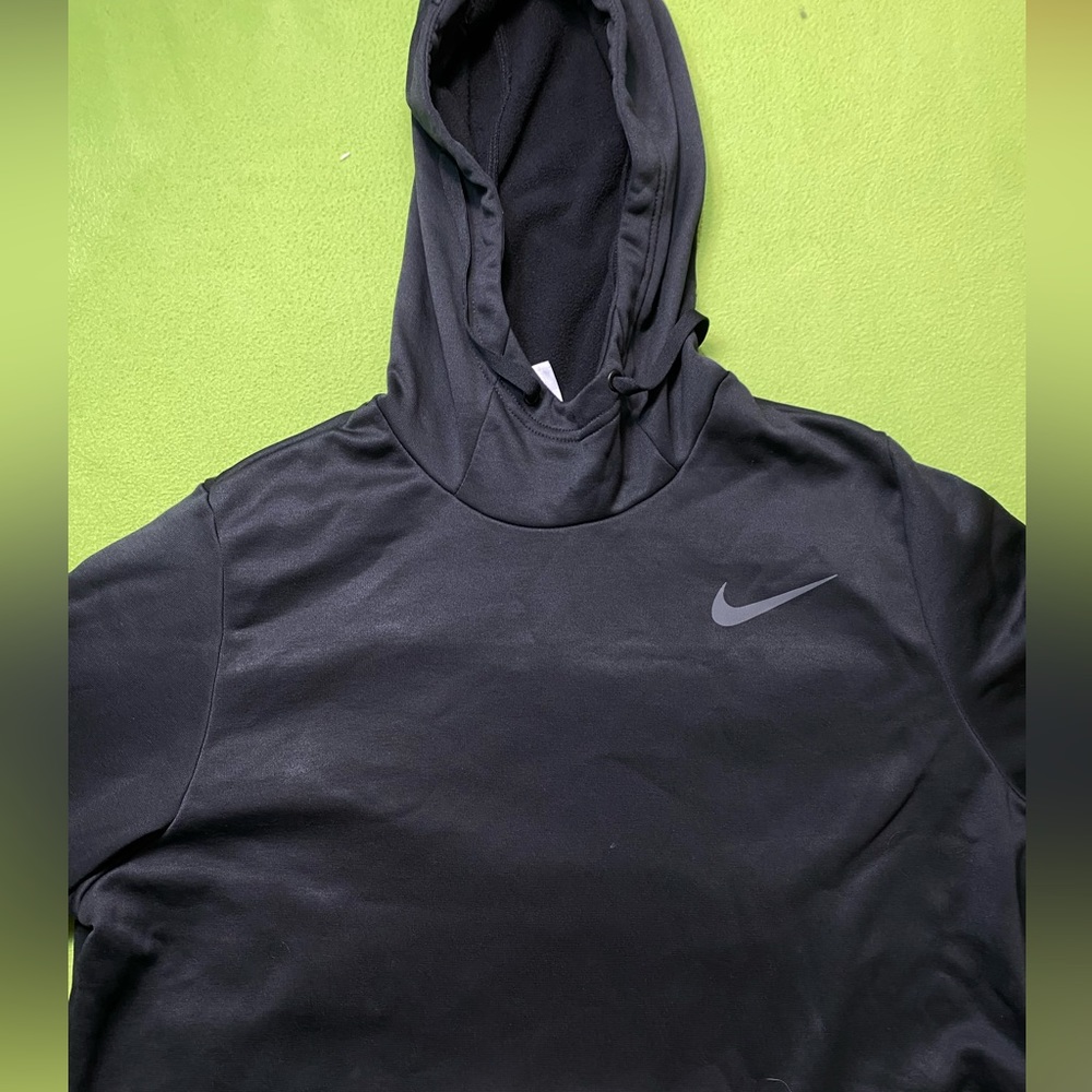 NIKE HOODIE BLACK *AS IS* bundle other items and save more ✨‼️💰